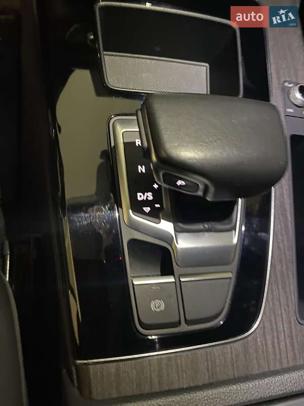 Позашляховик / Кросовер Audi Q5 2022 в Одесі