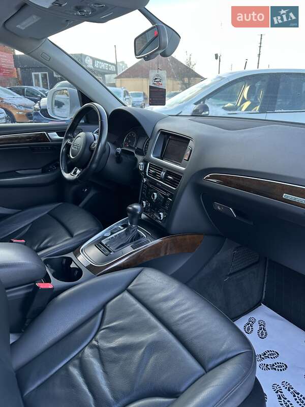 Внедорожник / Кроссовер Audi Q5 2015 в Смеле