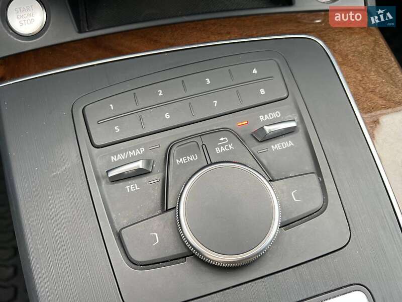 Позашляховик / Кросовер Audi Q5 2017 в Львові