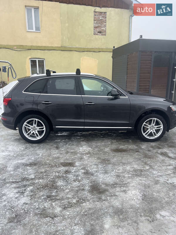 Позашляховик / Кросовер Audi Q5 2015 в Коломиї