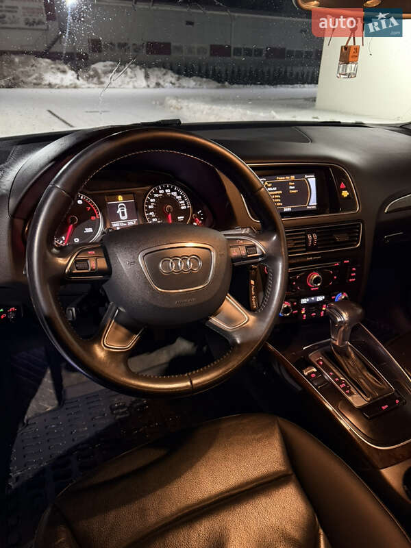 Позашляховик / Кросовер Audi Q5 2014 в Луцьку