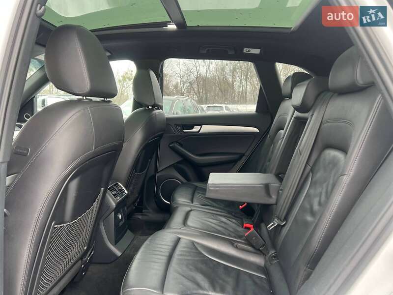 Позашляховик / Кросовер Audi Q5 2016 в Стрию