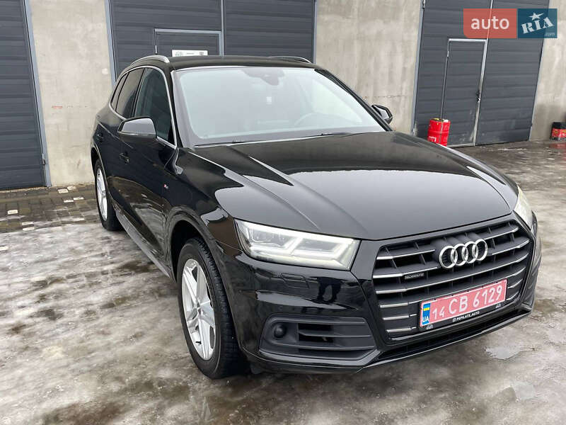 Внедорожник / Кроссовер Audi Q5 2018 в Черновцах