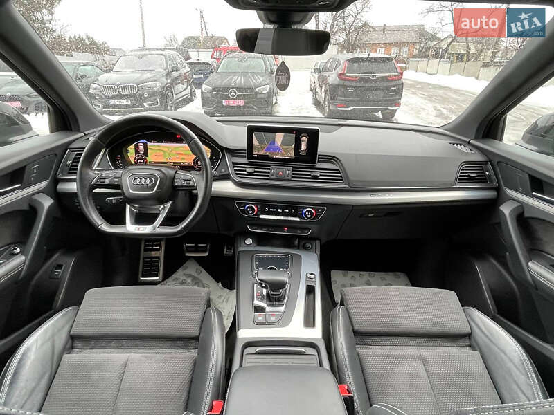 Внедорожник / Кроссовер Audi Q5 2018 в Черновцах