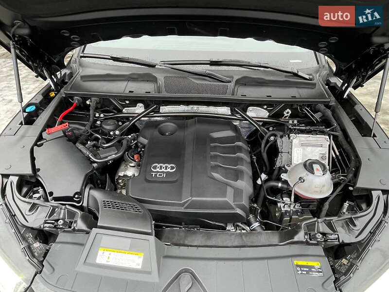 Внедорожник / Кроссовер Audi Q5 2018 в Черновцах