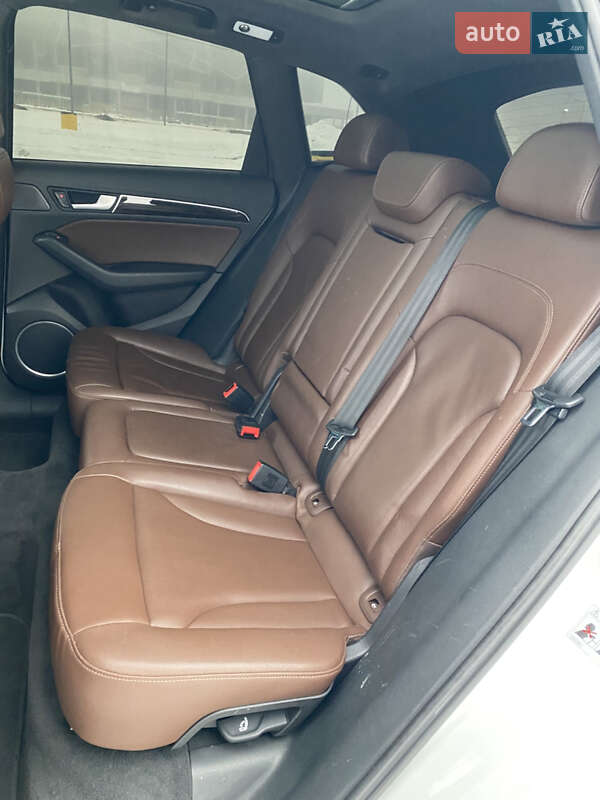 Позашляховик / Кросовер Audi Q5 2013 в Львові