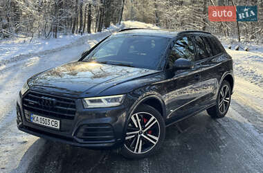 Внедорожник / Кроссовер Audi Q5 2017 в Киеве