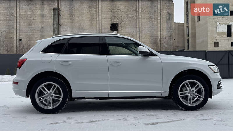 Внедорожник / Кроссовер Audi Q5 2016 в Дубно
