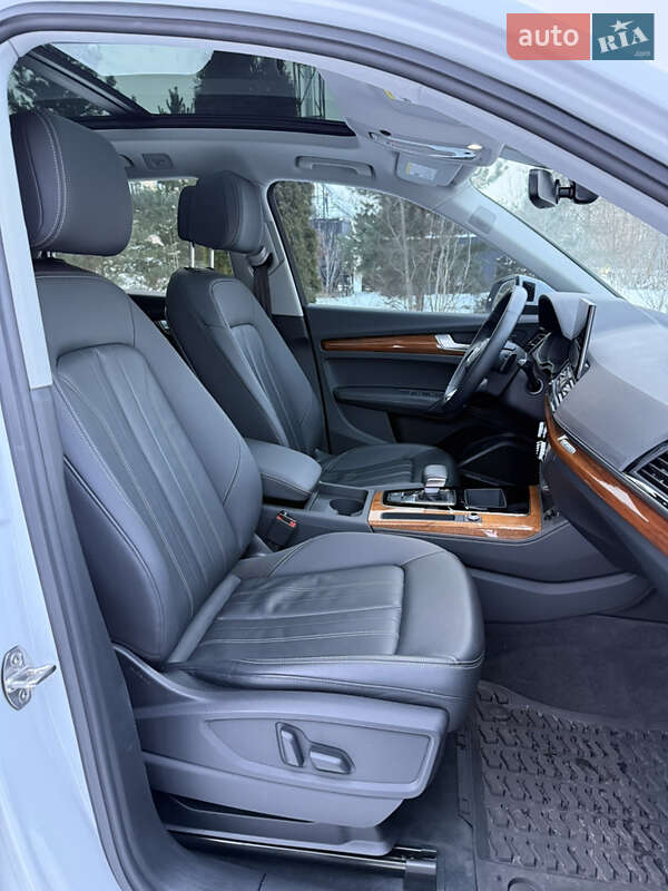 Позашляховик / Кросовер Audi Q5 2023 в Прилуках фото 23 Позашляховик / Кросовер Audi Q5 2023 в Прилуках