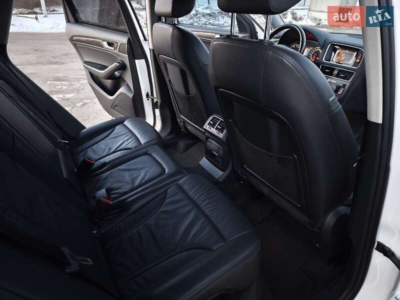 Позашляховик / Кросовер Audi Q5 2016 в Луцьку