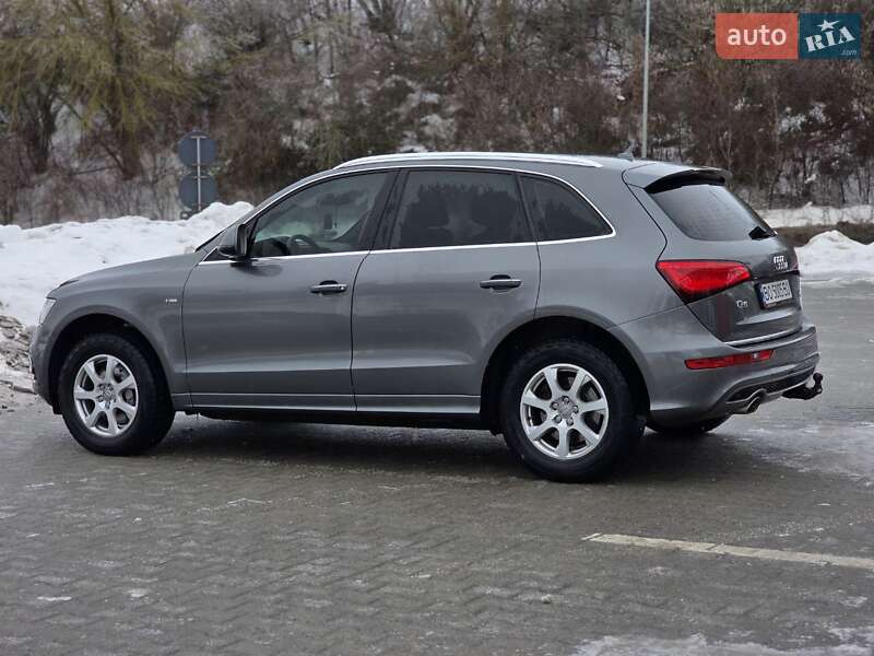 Внедорожник / Кроссовер Audi Q5 2015 в Тернополе