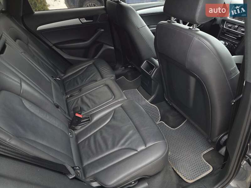 Внедорожник / Кроссовер Audi Q5 2015 в Тернополе