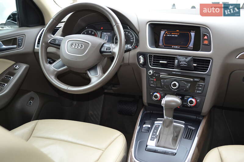 Позашляховик / Кросовер Audi Q5 2015 в Дрогобичі