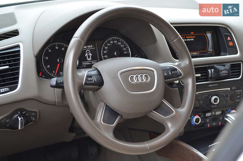 Позашляховик / Кросовер Audi Q5 2015 в Дрогобичі