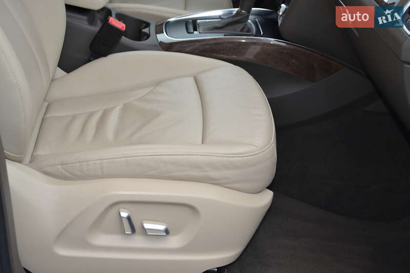 Позашляховик / Кросовер Audi Q5 2015 в Дрогобичі