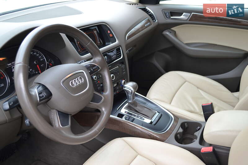 Позашляховик / Кросовер Audi Q5 2015 в Дрогобичі