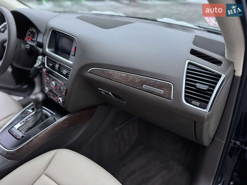 Позашляховик / Кросовер Audi Q5 2014 в Дубні