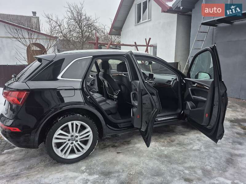 Внедорожник / Кроссовер Audi Q5 2018 в Львове фото 17 Внедорожник / Кроссовер Audi Q5 2018 в Львове
