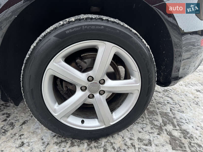 Внедорожник / Кроссовер Audi Q5 2017 в Владимире