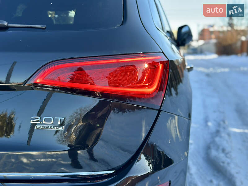Позашляховик / Кросовер Audi Q5 2015 в Києві