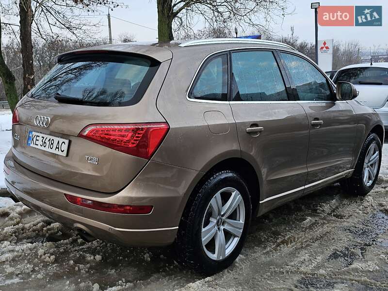 Позашляховик / Кросовер Audi Q5 2012 в Дніпрі
