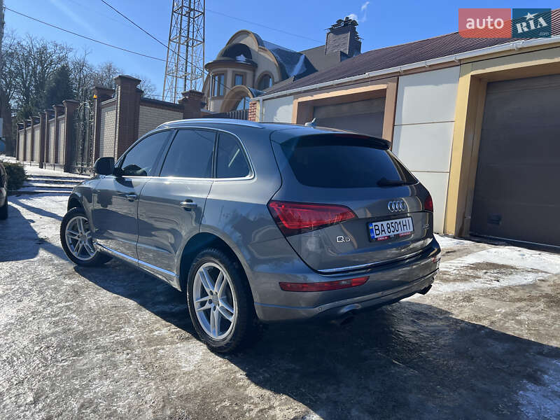 Внедорожник / Кроссовер Audi Q5 2015 в Кропивницком