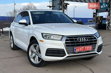 Позашляховик / Кросовер Audi Q5 2018 в Дубні