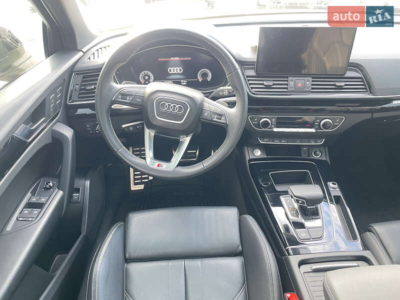 Позашляховик / Кросовер Audi Q5 2021 в Львові