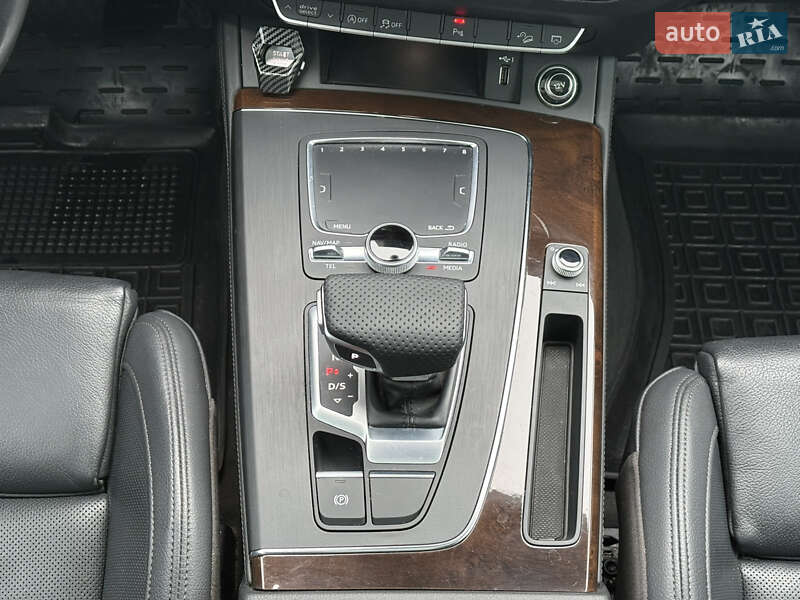 Позашляховик / Кросовер Audi Q5 2019 в Черкасах