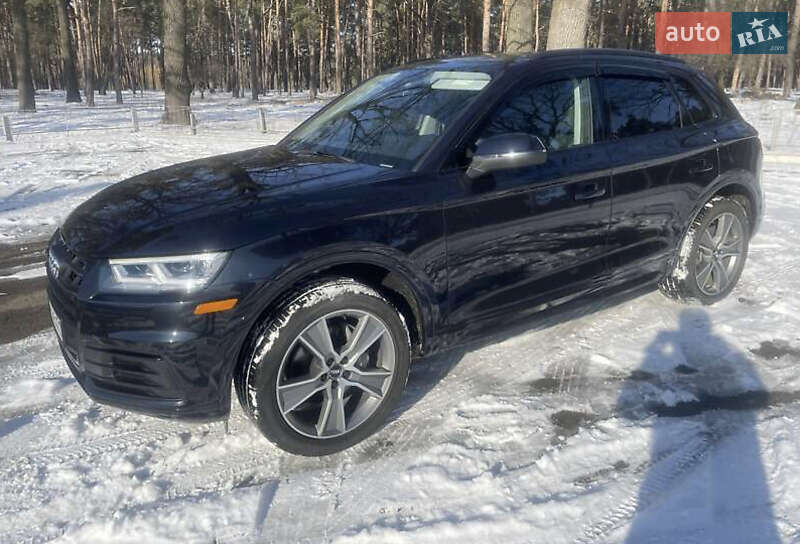 Позашляховик / Кросовер Audi Q5 2019 в Луцьку фото 10 Позашляховик / Кросовер Audi Q5 2019 в Луцьку