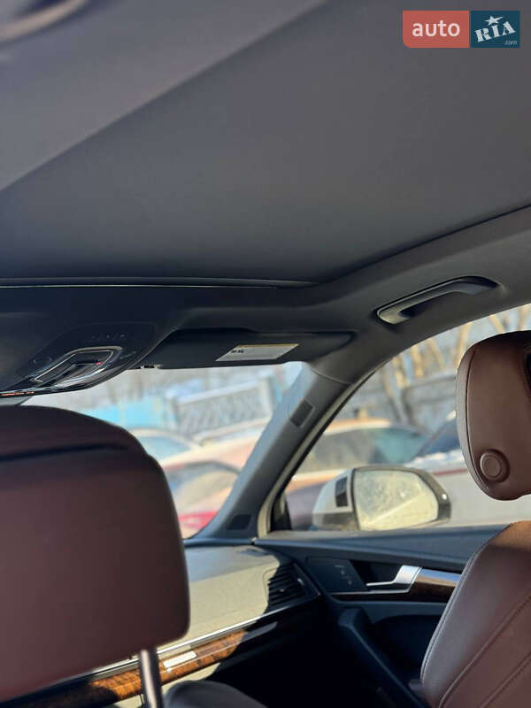 Внедорожник / Кроссовер Audi Q5 2018 в Киеве