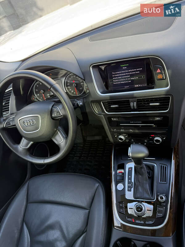 Внедорожник / Кроссовер Audi Q5 2015 в Ахтырке