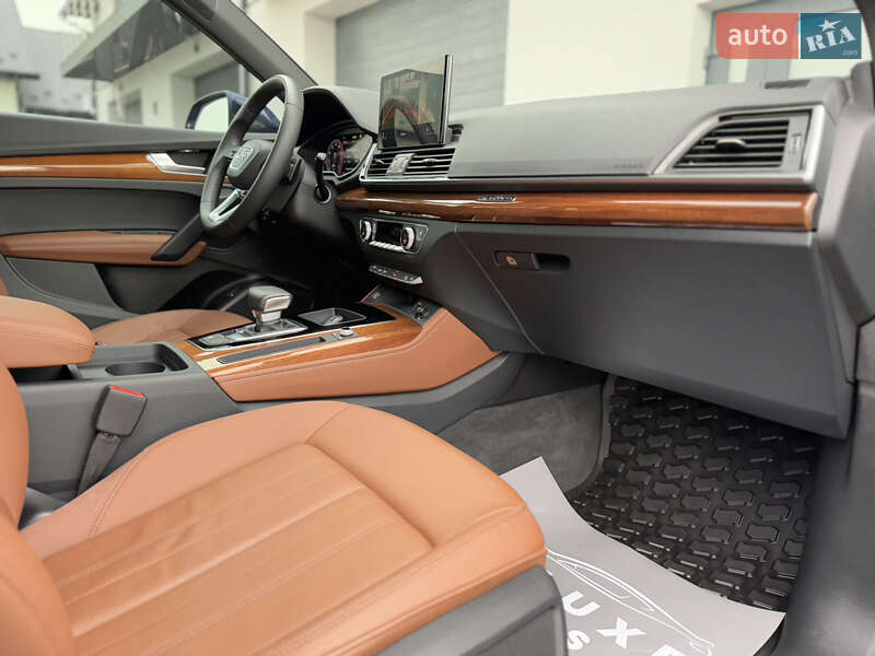 Внедорожник / Кроссовер Audi Q5 2022 в Дрогобыче