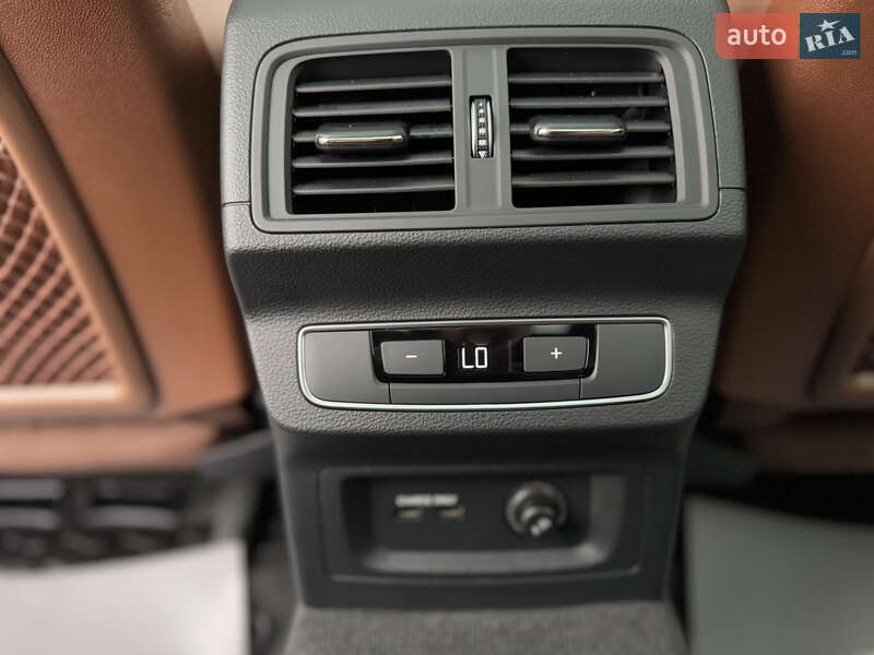 Внедорожник / Кроссовер Audi Q5 2022 в Дрогобыче