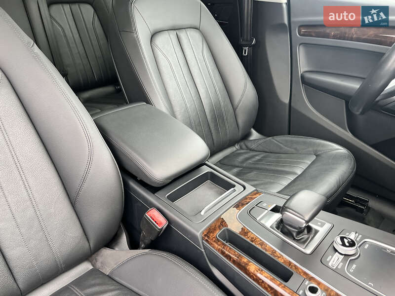 Позашляховик / Кросовер Audi Q5 2017 в Києві