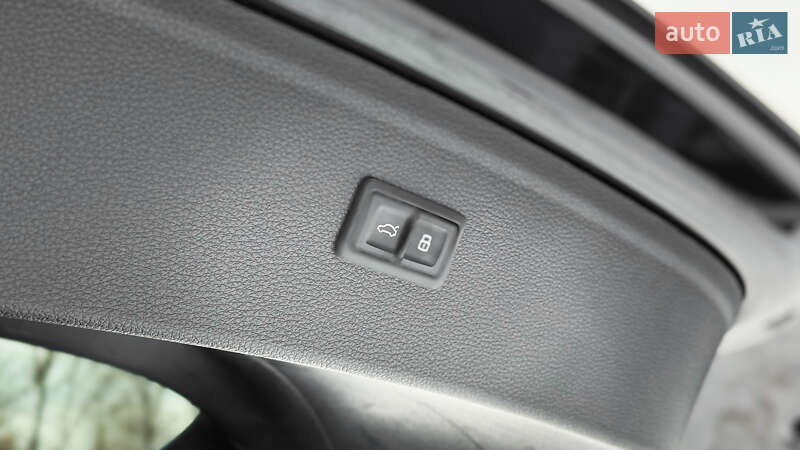 Позашляховик / Кросовер Audi Q5 2021 в Рівному