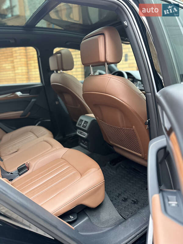 Позашляховик / Кросовер Audi Q5 2021 в Одесі