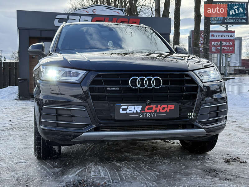 Внедорожник / Кроссовер Audi Q5 2017 в Стрые