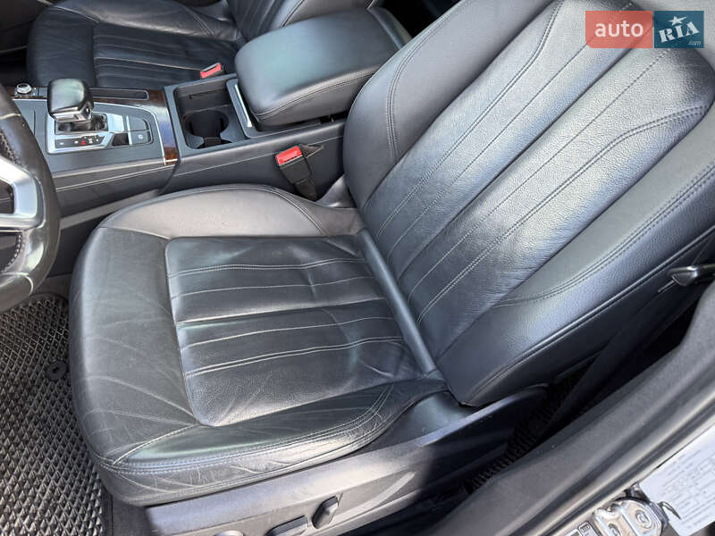 Внедорожник / Кроссовер Audi Q5 2017 в Стрые