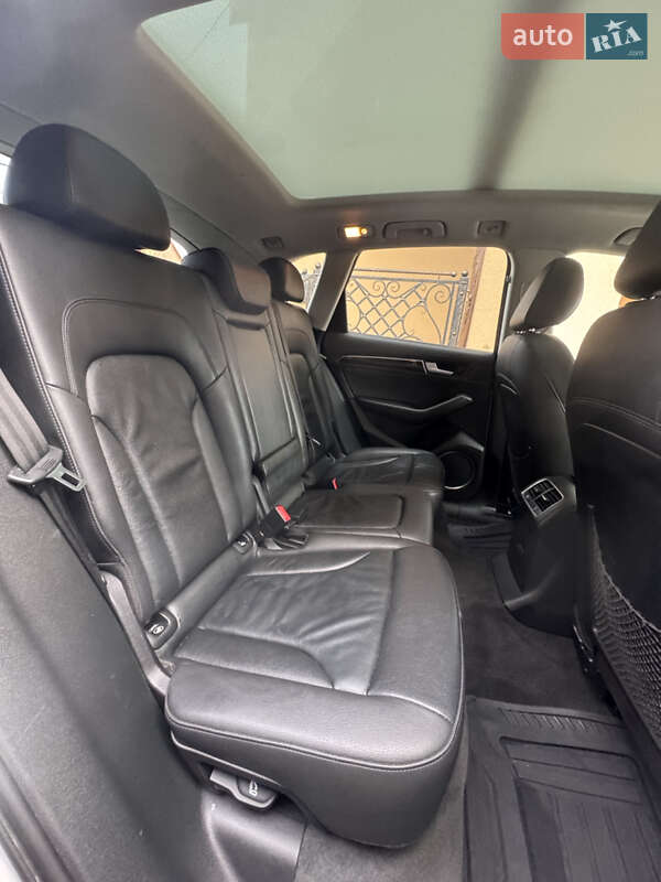 Внедорожник / Кроссовер Audi Q5 2014 в Виноградове