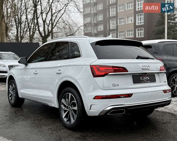 Позашляховик / Кросовер Audi Q5 2021 в Києві фото 3 Позашляховик / Кросовер Audi Q5 2021 в Києві