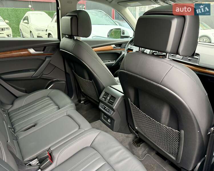 Позашляховик / Кросовер Audi Q5 2021 в Києві фото 18 Позашляховик / Кросовер Audi Q5 2021 в Києві