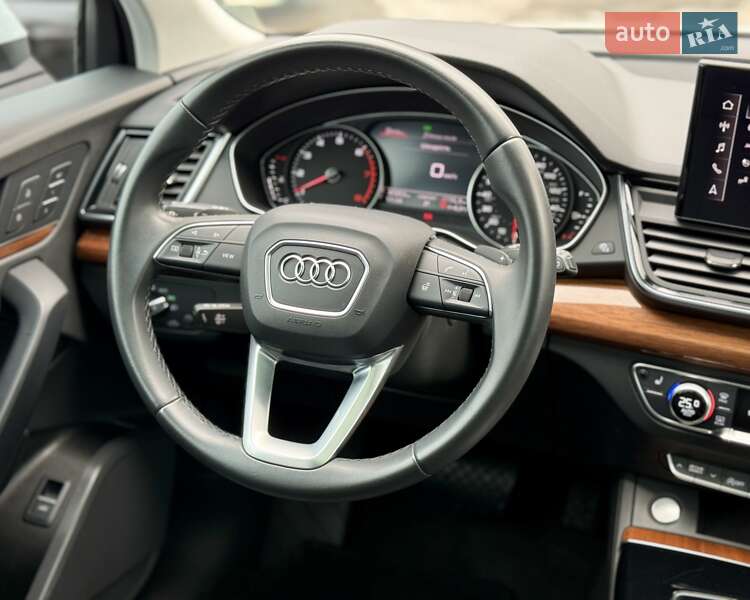 Позашляховик / Кросовер Audi Q5 2021 в Києві фото 33 Позашляховик / Кросовер Audi Q5 2021 в Києві