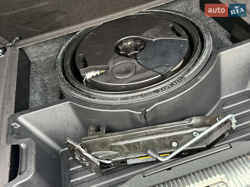 Внедорожник / Кроссовер Audi Q5 2015 в Дрогобыче фото 37 Внедорожник / Кроссовер Audi Q5 2015 в Дрогобыче