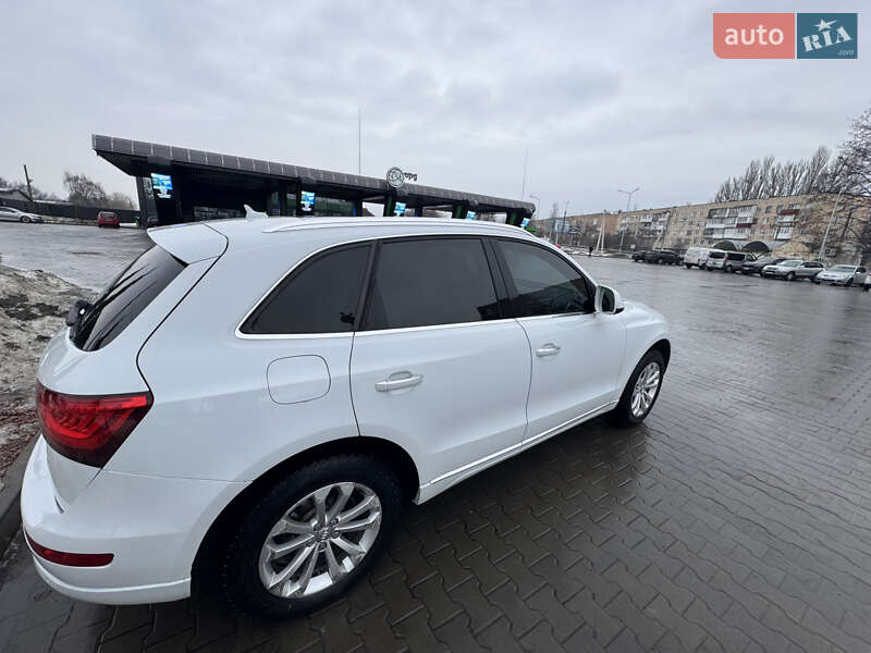 Позашляховик / Кросовер Audi Q5 2016 в Луцьку фото 12 Позашляховик / Кросовер Audi Q5 2016 в Луцьку
