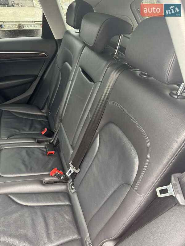 Позашляховик / Кросовер Audi Q5 2016 в Луцьку фото 27 Позашляховик / Кросовер Audi Q5 2016 в Луцьку