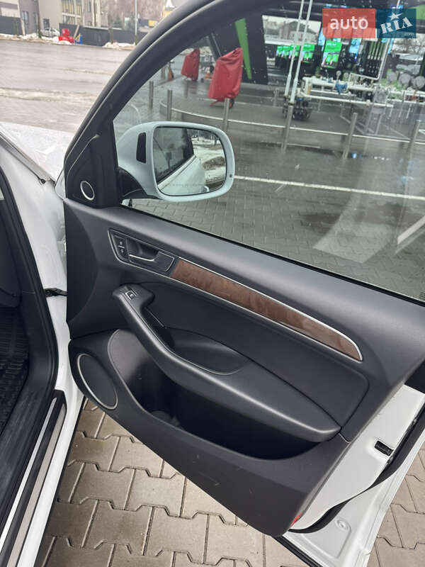 Позашляховик / Кросовер Audi Q5 2016 в Луцьку фото 32 Позашляховик / Кросовер Audi Q5 2016 в Луцьку