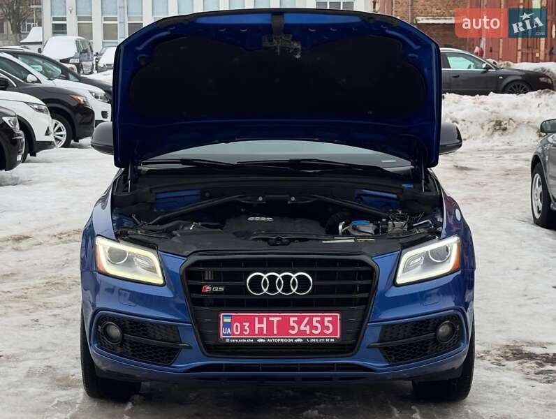 Позашляховик / Кросовер Audi Q5 2016 в Чернігові