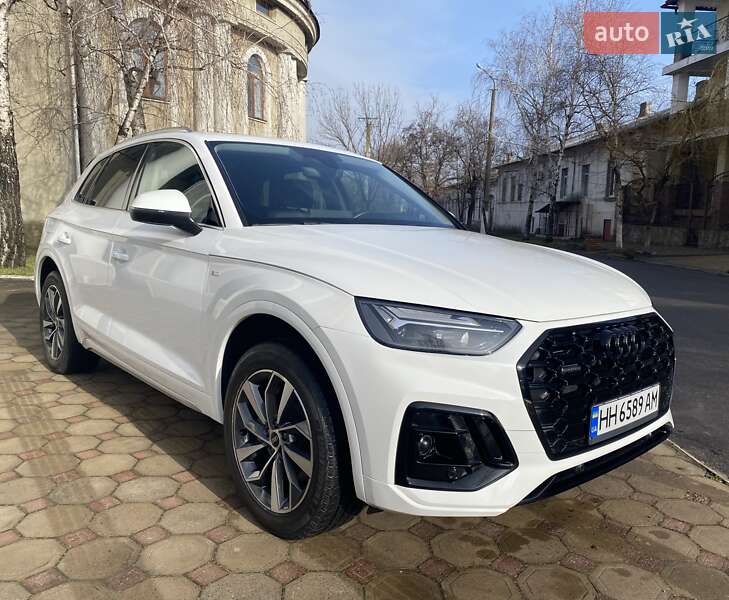 Внедорожник / Кроссовер Audi Q5 2022 в Одессе