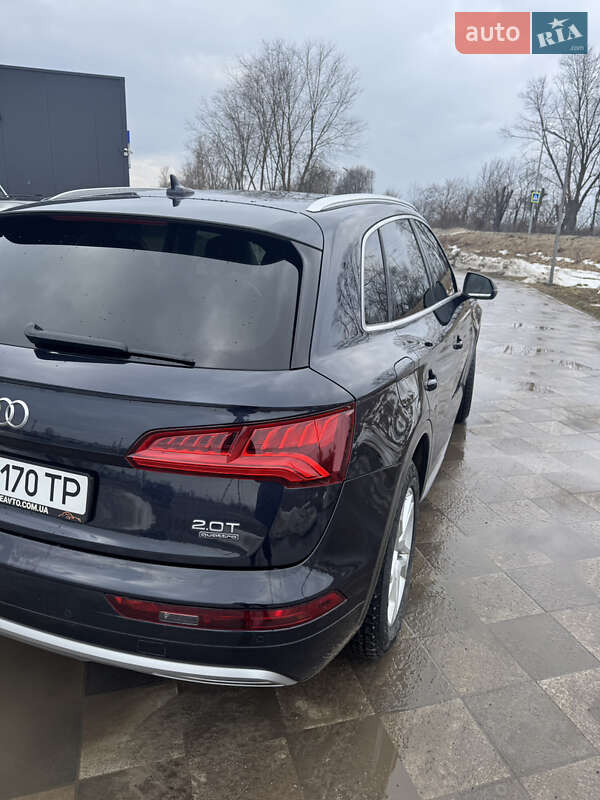Позашляховик / Кросовер Audi Q5 2018 в Самборі